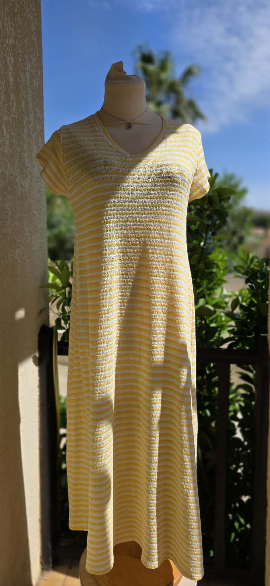 Robe longue en mailles à rayures